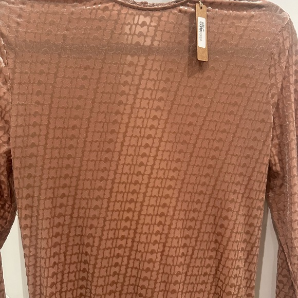 (2409) SKIMS NWT Velvet Logo Stirrup Onsesie Catsuit Sz 2X Jumpsuit in Sienna - Picture 5 of 9